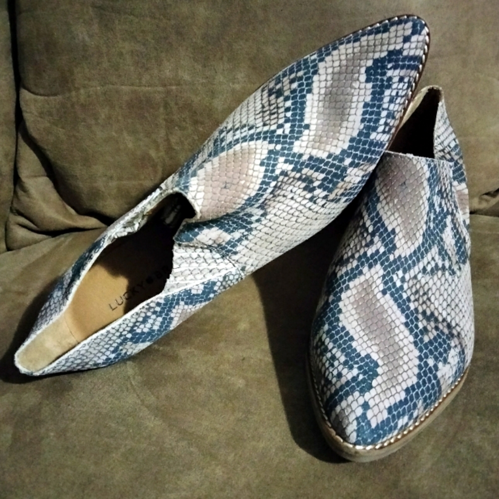 Lucky Brand slip-on bootie